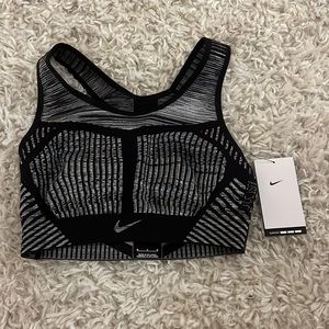 Nike Women’s Black/Grey High Support Sports Bra Sizes Small and Medium